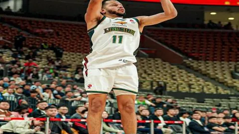 上海女排全力以赴，力夺排球赛佳绩